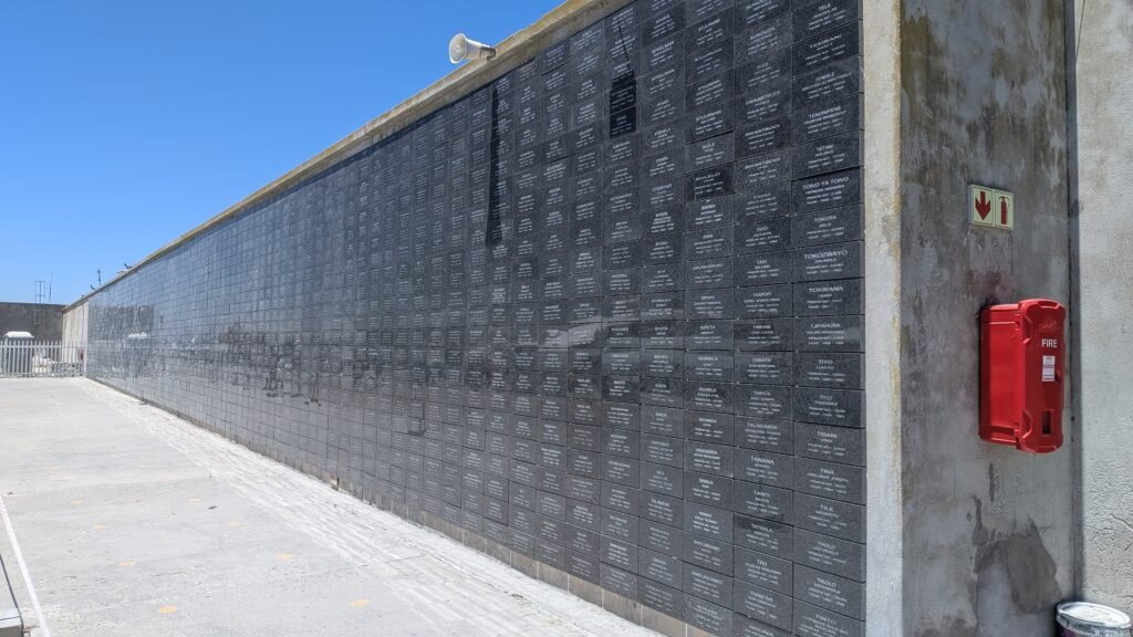 PXL_20251124_103818669